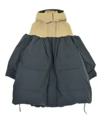 sacai ダウンコート レディース 【古着】【中古】【送料無料】のサムネイル