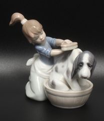 バレンシア スペイン リャドロの姉妹ブランド 犬の置物 - メルカリ