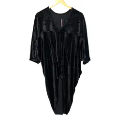 美品 RICK OWENS LILIES リックオウエンス オーバーサイズ ベルベット ドレープカットソー ワンピース LI02C2201 サイズI40 ブラック レディース 古着 中古 USEDのサムネイル