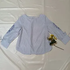 any SiS（エニィシス）   ストライプ×刺繍入り 長袖ブラウス／Mサイズのサムネイル