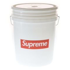 supreme トラフィックコーン　ホワイト 新品 Supreme Traffic Cone ホワイト - メルカリ