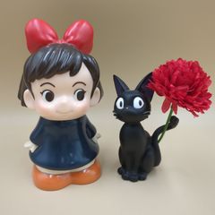 【D45071】 Kiki's Delivery Service / Kiki's Nostalgic Piggy Bank / Jiji's Tail Play Single Flower Vase (for artificial flowers)
