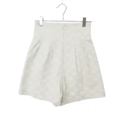 FENDI フェンディ ショートパンツ ボトムス デニム ハイウエスト タック入り ホワイト 36【S】 レディース 【中古】のサムネイル