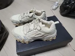 FILA フィラ ランニングシューズ スニーカー 250mm 状態良しのサムネイル