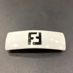 フェンディ 　  バレッタ B26062232のサムネイル