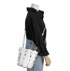 極美品/収納袋】miu miu ミュウミュウ 編み込み トートバッグ 黒