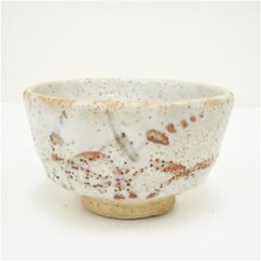 仙山窯 安藤日出武作 志野ぐい呑み 共箱 酒器 - メルカリ