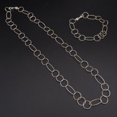 K18WG ダイヤモンド クロスデザイン ネックレス（ITALY 750刻印） K18WG ダイヤモンド クロスデザイン ネックレス（ITALY 750刻印