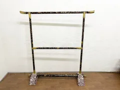 お*丸様 衣桁 帯掛 漆塗 黒塗 時代物 呉服 着物 和服 家具 直接引取可能 2026年最新】衣桁 着物の人気アイテム - メルカリ