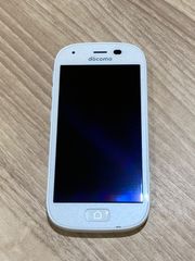 【状態良】docomo 中古 らくらくスマートフォン4 F-04J 本体 ホワイト 4G対応 富士通 FCNT シニア向け スマホ らくらくフォン
