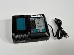 マキタ18V ポータブル電源 6.0Ahバッテリー付インバーター車中泊
