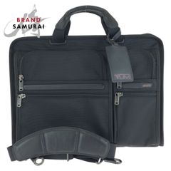未使用級・最上位ラインTumi Arrivé 「ルーカス」 クロスボディ - メルカリ