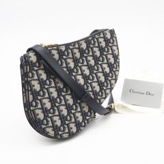 ☆3日以内返品可☆ 美品 FENDI フェンディ カーフスキン ローマ