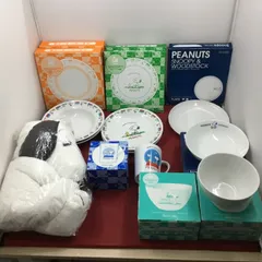 非売品 9点セット 未使用品 スヌーピー 食器 皿 プレート ボウル マグカップ 外箱ダメージあり 送料込み おまけつきのサムネイル