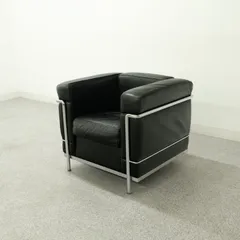 【中古品】Cassina / カッシーナ / LC2 / 2 FAUTEUIL GRAND CONFORT, PETIT MODELE / ラウンジチェア / 一人掛け / レザー / ブラック/ ル・コルビュジエ / 定価83万円のサムネイル