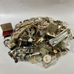 ☆ 希少 アクセサリー ジュエリー 大量 まとめ商品 ブローチ