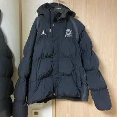 ジョーダンxPSG 21-22 プーバー ダウンのサムネイル