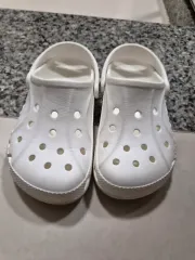 Crocs クラシック クロッグ 白 j2のサムネイル