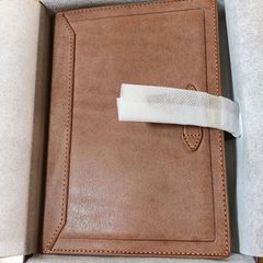 Brand New, Follower Discount Available: Brown Roroma Classic Davinci 24mm System Planner by Raymay Fujii. High-quality, premium leather ring binder, Bible size, includes refills.