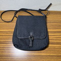 フェンディ ショルダーバッグ ズッキーノ ズッカ柄 ブラック - メルカリ