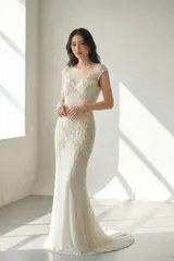ジェニーパッカム Jenny Packham Esme エスメ スレンダーライン ウェディングドレス ホワイト 白 ファーストオーナー ビジューのサムネイル
