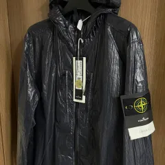 新品 STONE ISLAND ストーンアイランド LUCY(ルシ) siiiido(シド) ウインドブレーカー パッカブル ジャケット ネイビー M Lのサムネイル