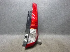 ルーミー 右テール M900A M910A 前期 220-69044 E ユニットのみ 81550-B1350 260627045のサムネイル