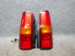 ジムニー テール左右 JB23W 220-32081 33-06418 260627036のサムネイル