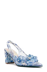 ベッツィジョンソン レディース シューズ ヒール Betsey Johnson Petra Slingback Pointed Toe Pump White Blue Floral ホワイトのサムネイル