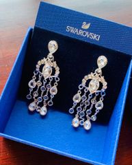 新品 田中みなみ着用 人気スワロフスキー Swarovski Infinity ピアス