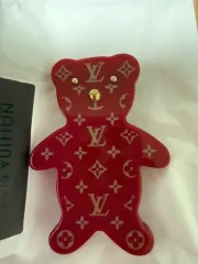 Louis Vuitton テディベア ブローチ レッドのサムネイル