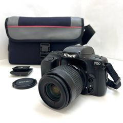 Nikon F70 本体、AFレンズとフード、カメラケースセット 説明書付き