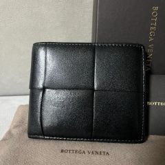 極美✨ボッテガヴェネタ 二つ折り財布 カセット レザー ブラック