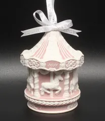 美品 ウェッジウッド オーナメント2011 ファーストベビー メリーゴーランド ピンク WEDGWOODのサムネイル