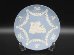 ウェッジウッド イヤープレート 飾り皿 18cm 2001 WEDGWOODのサムネイル