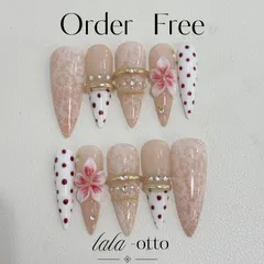 ネイルチップ  ハイビスカス ベージュ リングネイル