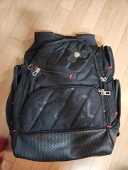 SALE】Burberry バーバリー赤ナイロンリュック 新品タグ付き - メルカリ