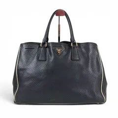 2026年最新】PRADA パンチング レザー バッグの人気アイテム - メルカリ
