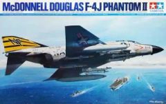 TAMIYA 1/32 McDonnell Douglas F-4J - メルカリ