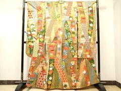豪華振袖　総刺繍　草花文　金糸　正絹　逸品 平和屋着物▽豪華振袖 総刺繍 流水菊文 金糸 正絹 逸品 DABH0532op
