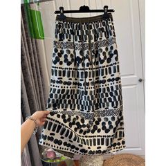 未使用級 現行タグ 近年モデル ソージュ ペイント柄スカート 洗える