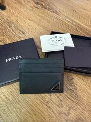 PRADA マネークリップ 三角ロゴ サフィアーノレザー ブラック - メルカリ