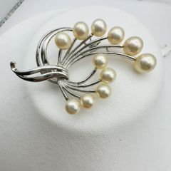 MIKIMOTO ミキモト 本真珠 パール 10粒 ブローチ シルバーカラー