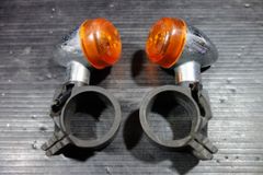 ウインカー 2個 トライアンフ TRIUMPH 純正 スラクストン1200R 11905 