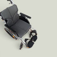 1101 Kanimiso様専用 松永製作所車椅子ネクストコア - メルカリ