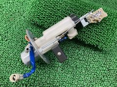 GPZ400F メーターケース カワサキ 純正 中古 バイク 部品 ZX400A