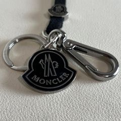 MONCLER FRAGMENT PINS - メルカリ