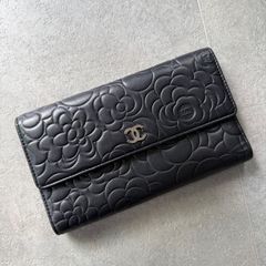 CHANEL カメリア エンボス レザー 長財布 ブラック - メルカリ