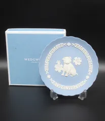 美品 ウェッジウッド プレート エトトレイ 2018 干支 戌 YEAR OF THE DOG 12cm ジャスパー WEDGWOODのサムネイル