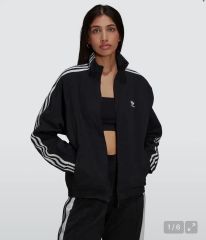 新品！adidas originals⭐︎フリル ナイロンジャケット - メルカリ